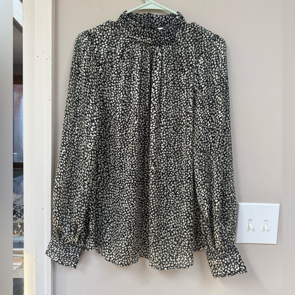 H&M Black and Cream Patterned Blouse